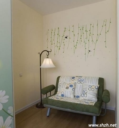 輕資甜蜜婚房書房設(shè)計